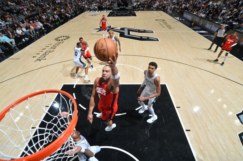 位于国内领 位于国内领